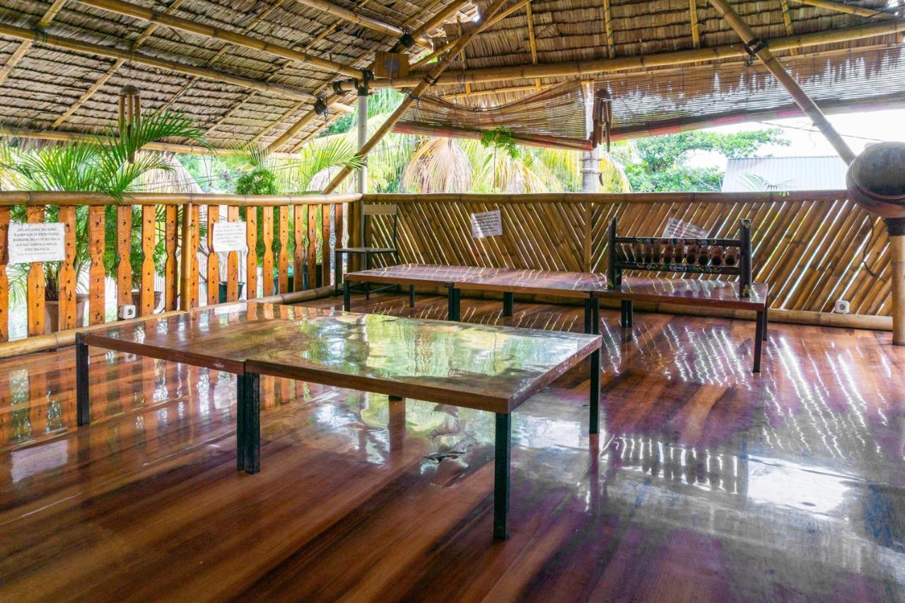 Oyo 3095 Semarapura Homestay Makassar Extérieur photo