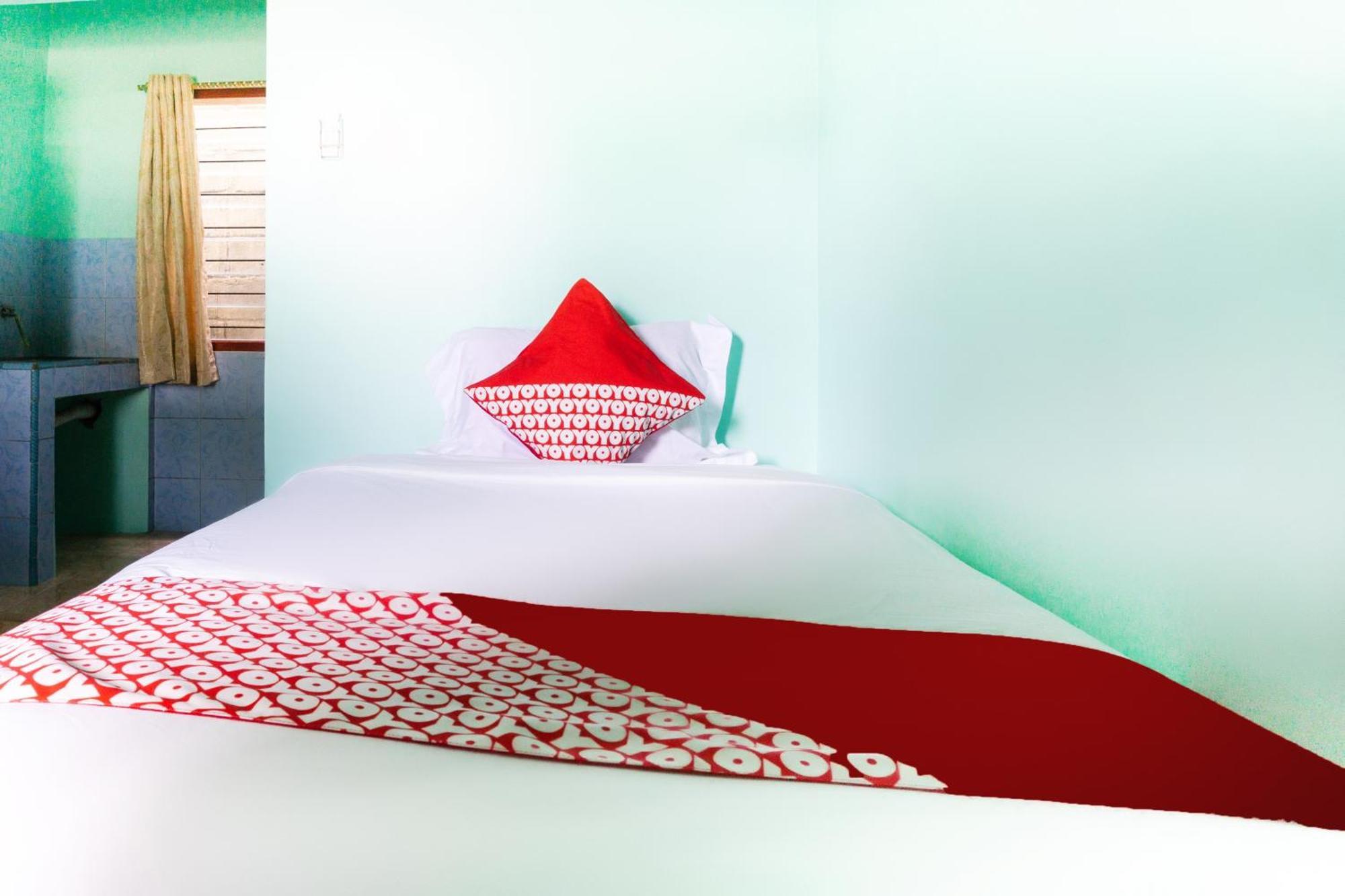Oyo 3095 Semarapura Homestay Makassar Extérieur photo